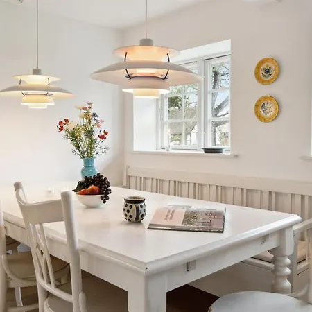 Ienngelild - 1km To The Fjord By Interhome