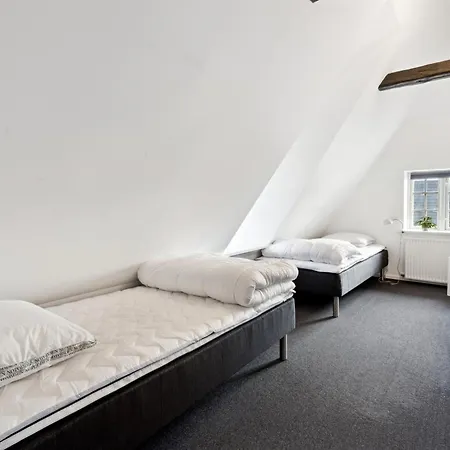 Ienngelild - 1km To The Fjord By Interhome *